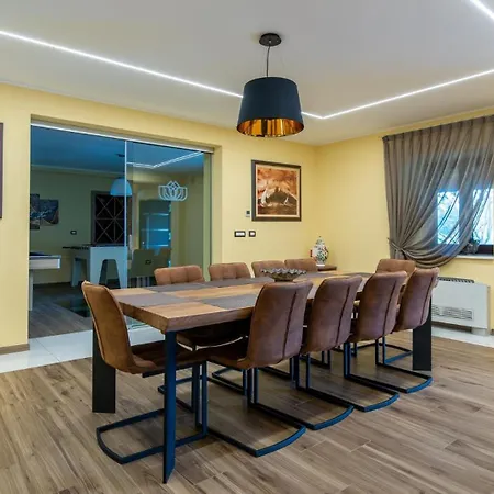 Lv Guest house